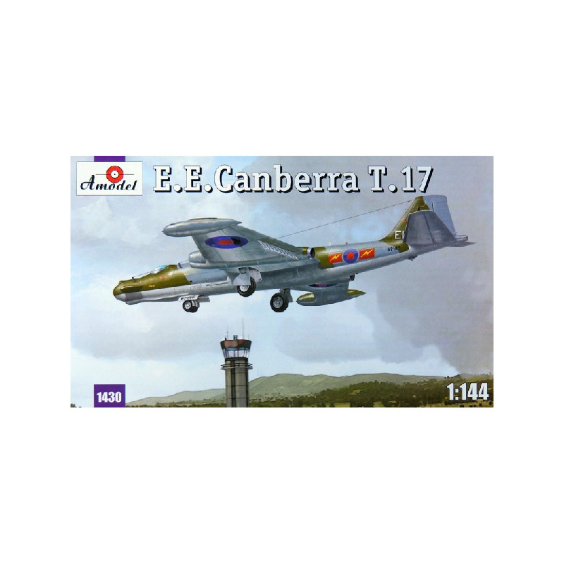 E.E.Canberra T.17