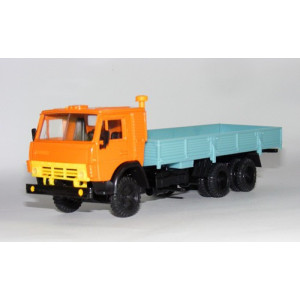 Diecast Model: KamAZ-53212