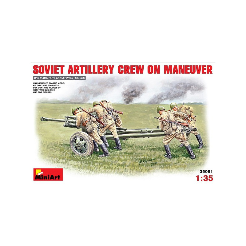 SOVIET ARTILLERY CREW ON MANEUVER